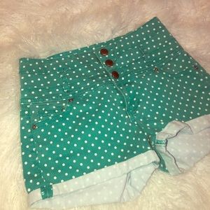 High Wasted Polka-dotted Shorts